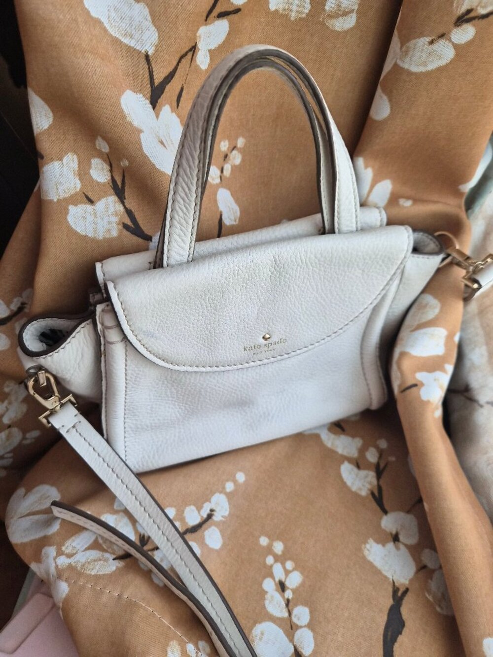 Kate Spade White Cobble Hill Crossbody Strap Satchel Purse Bag